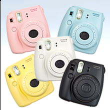 Fujifilm instax mini 8 香港街頭捕捉片刻的魔法拍立得相機